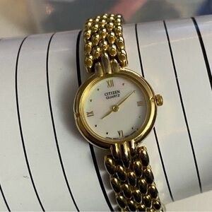 Ladies Citizen Gold Tone Watch Working New Battery